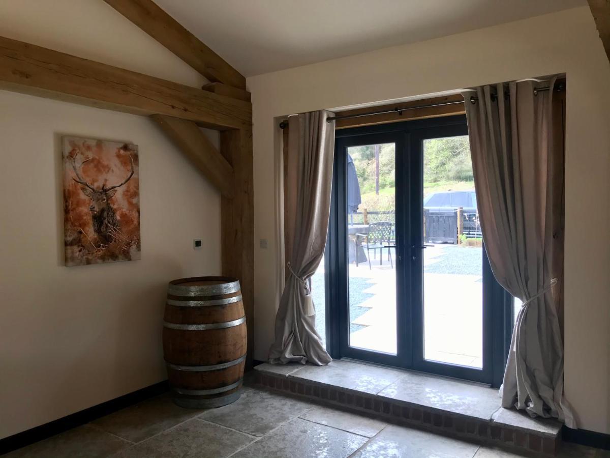 Trelaske Mill Cider Barn-With Hot Tub, Fire Pit Bbq Lewannick Exterior foto